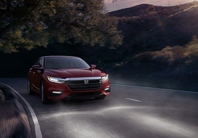 What is the MPG of the 2022 Honda Insight? 